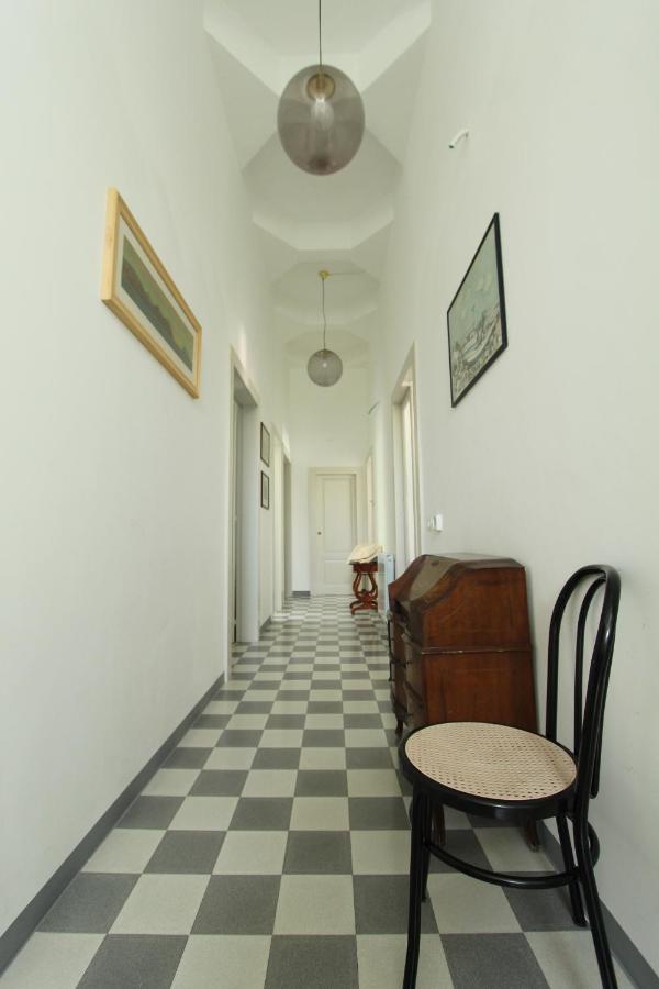 La Casa Bianca Villa Lipari  Exteriör bild